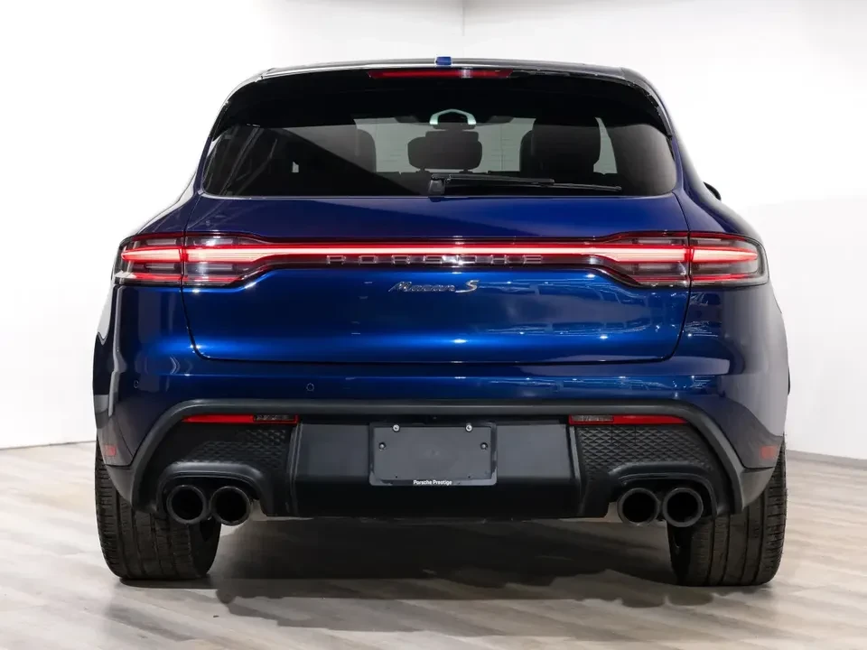 2025 Porsche Macan S - Image 11 of 20