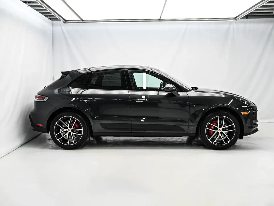 2025 Porsche Macan S - Image 4 of 20