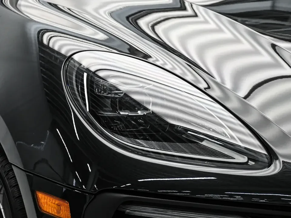 2025 Porsche Macan S - Image 8 of 20