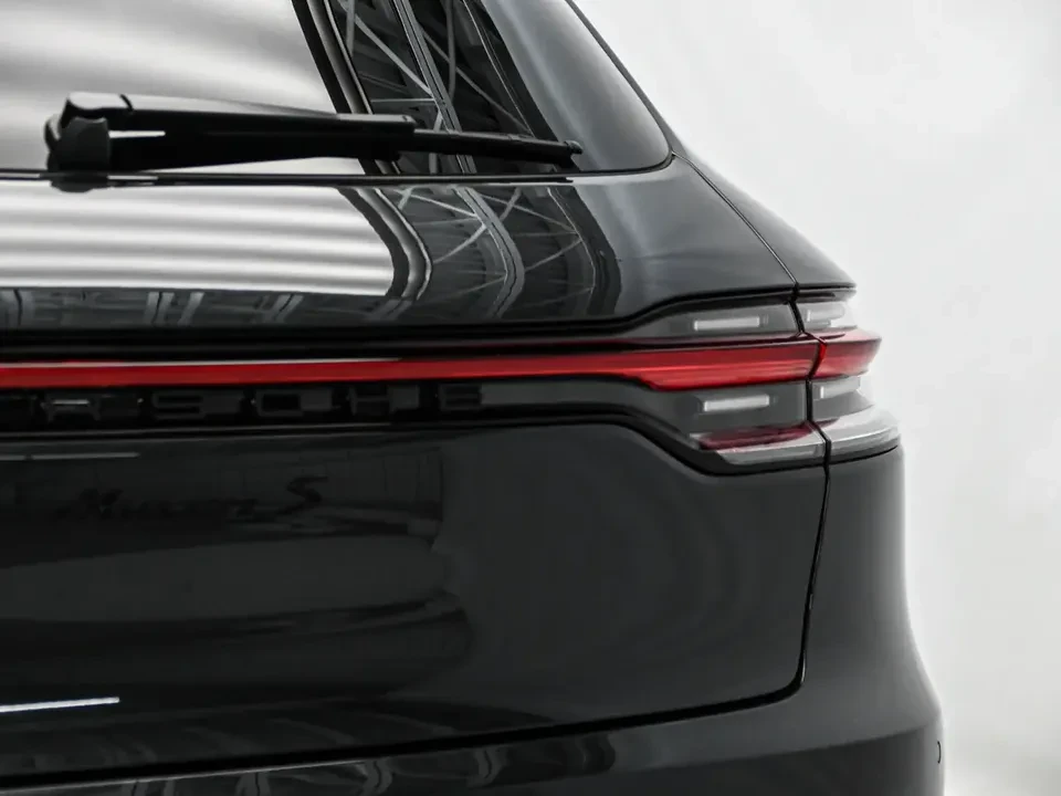2025 Porsche Macan S - Image 3 of 20