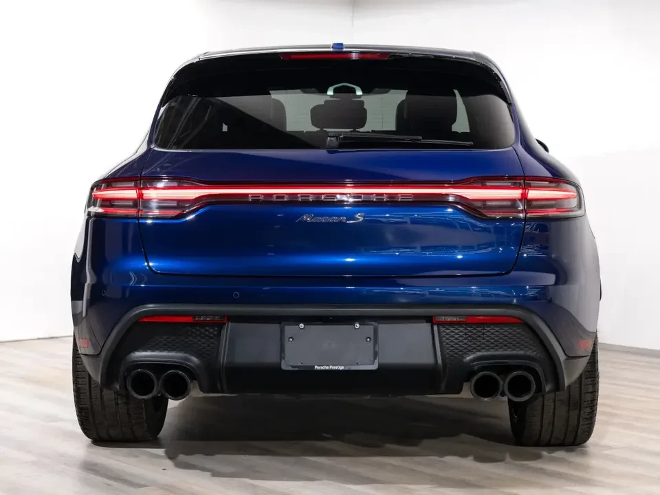 2025 Porsche Macan S - Image 11 of 20