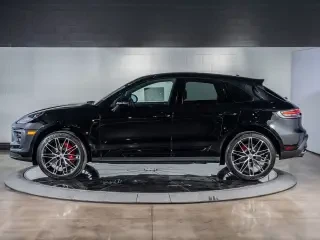 2025 Porsche Macan S - Image 2 of 4