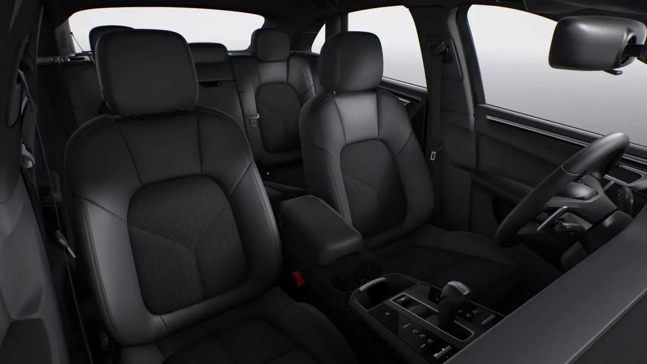 2025 Porsche Macan S - Image 6 of 12