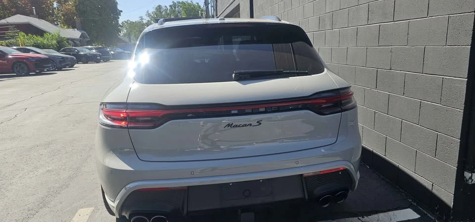 2025 Porsche Macan S - Image 3 of 4