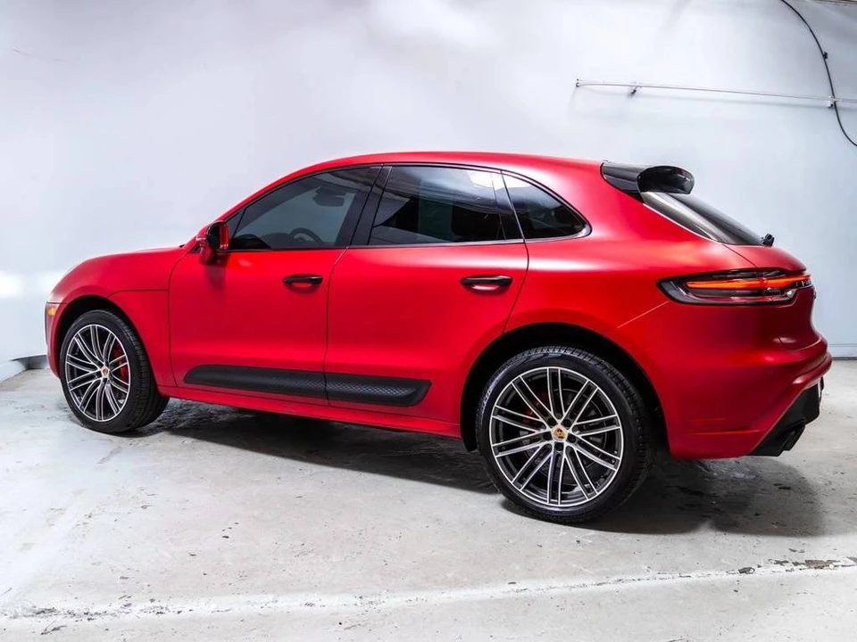 2025 Porsche Macan S - Image 2 of 5