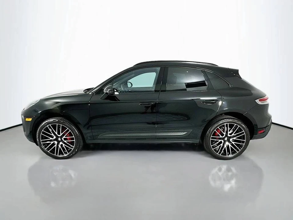 2025 Porsche Macan S - Image 2 of 5
