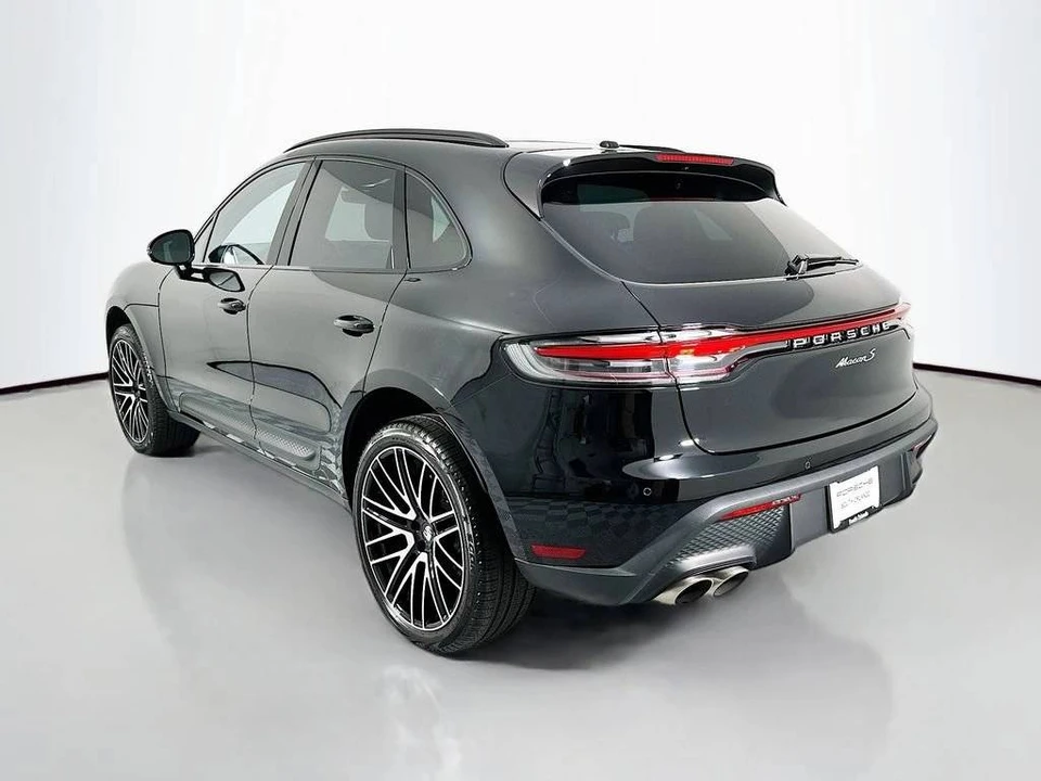 2025 Porsche Macan S - Image 3 of 5