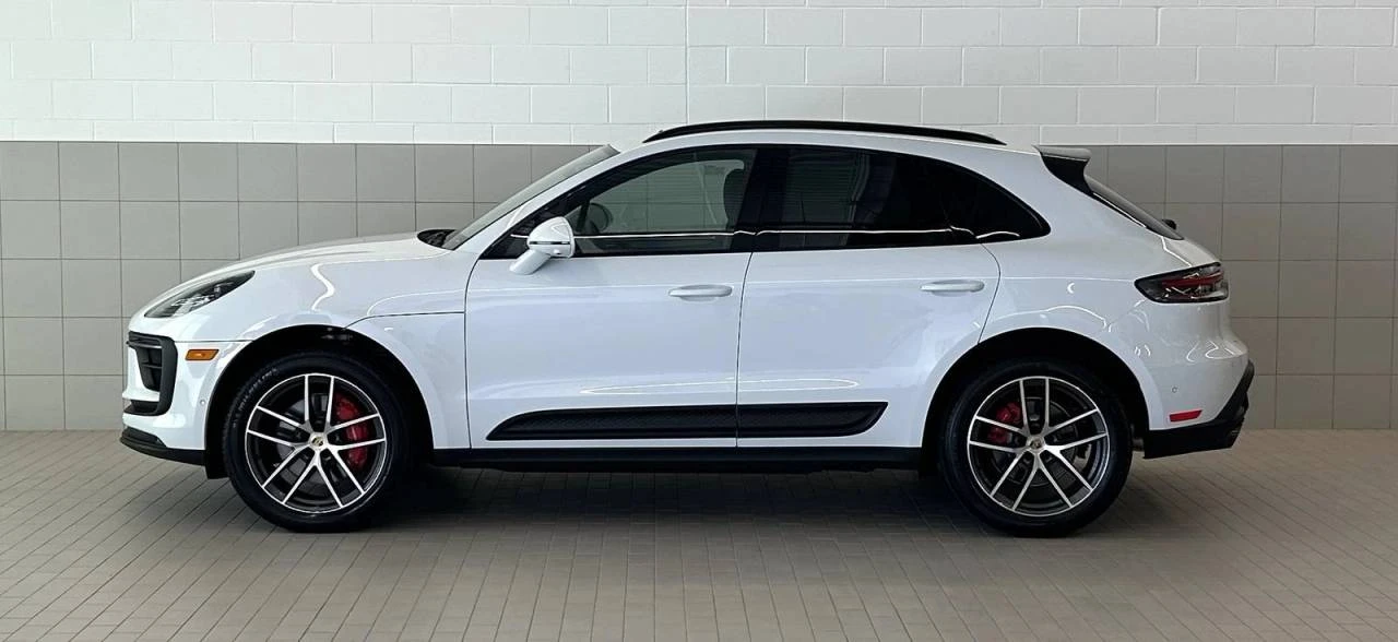 2025 Porsche Macan S - Image 2 of 5