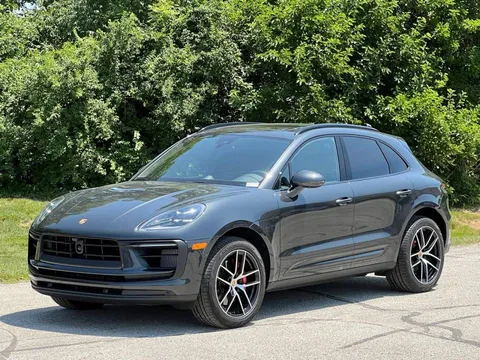 2025 Porsche Macan S