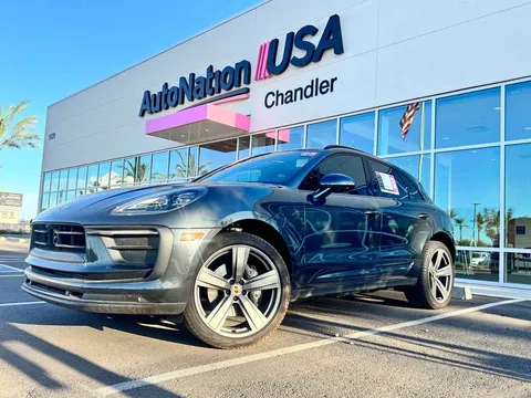 2025 Porsche Macan Sport Utility 4D