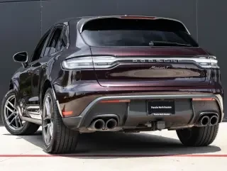 2025 Porsche Macan T - Image 3 of 4