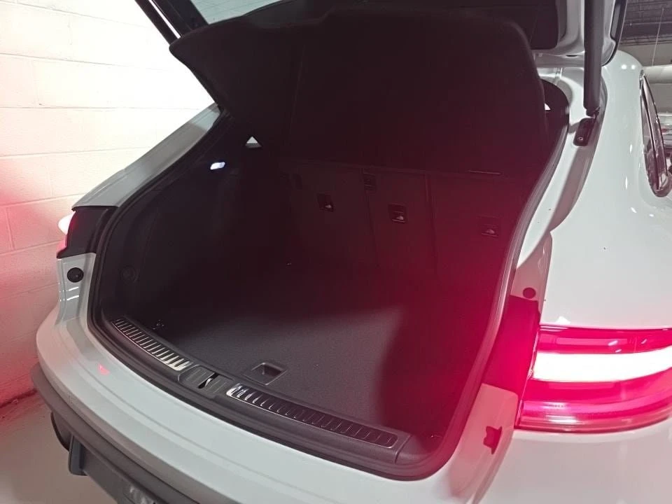 2025 Porsche Macan T - Image 14 of 14