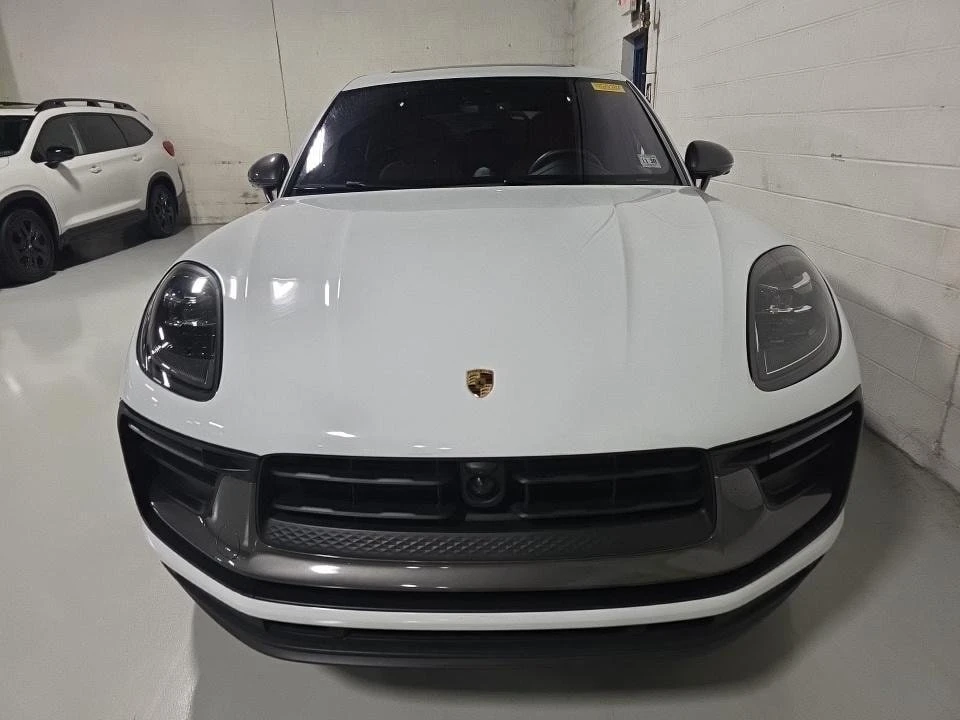 2025 Porsche Macan T - Image 3 of 14