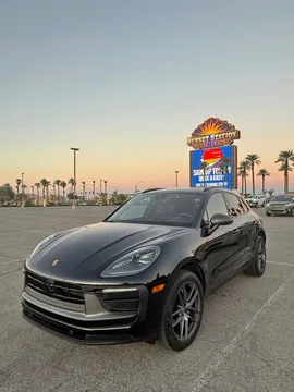 2025 Porsche Macan T