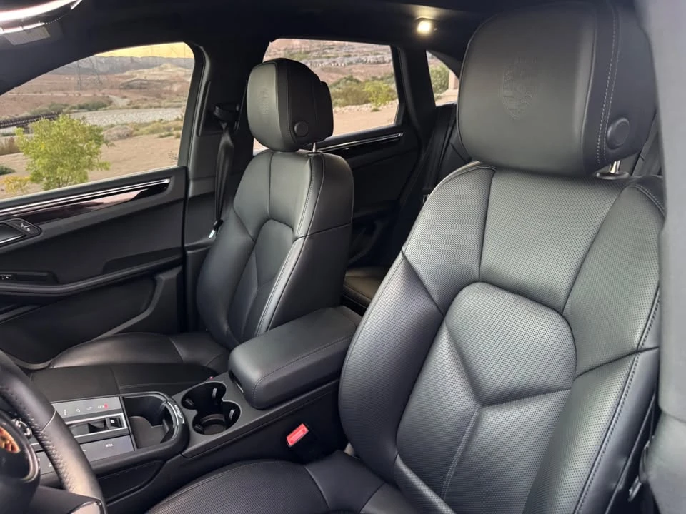 2025 Porsche Macan T - Image 4 of 20