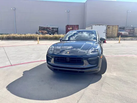 2025 Porsche Macan T Sport Utility 4D