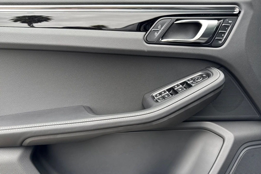 2025 Porsche Macan T - Image 12 of 21