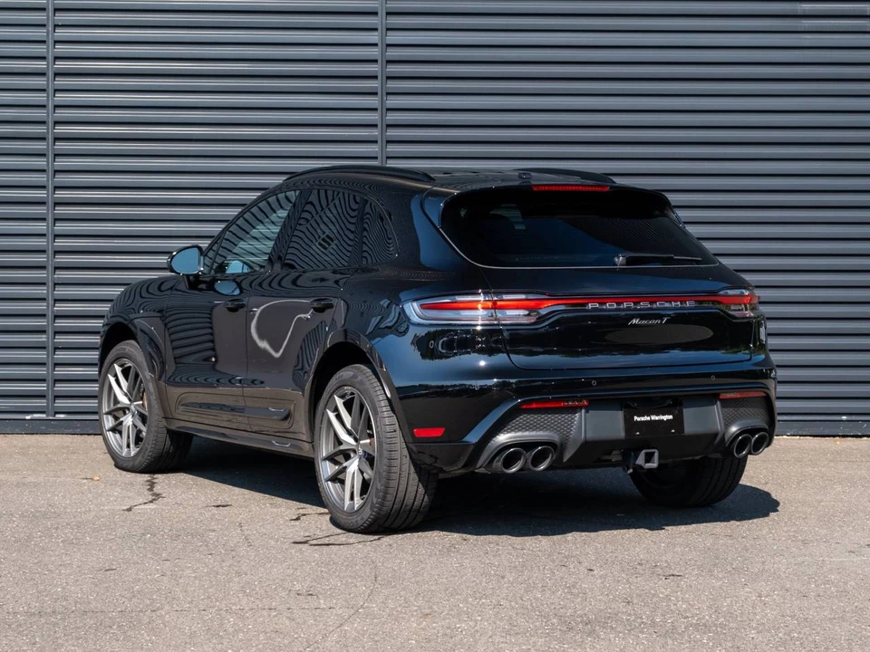 2025 Porsche Macan T - Image 3 of 5