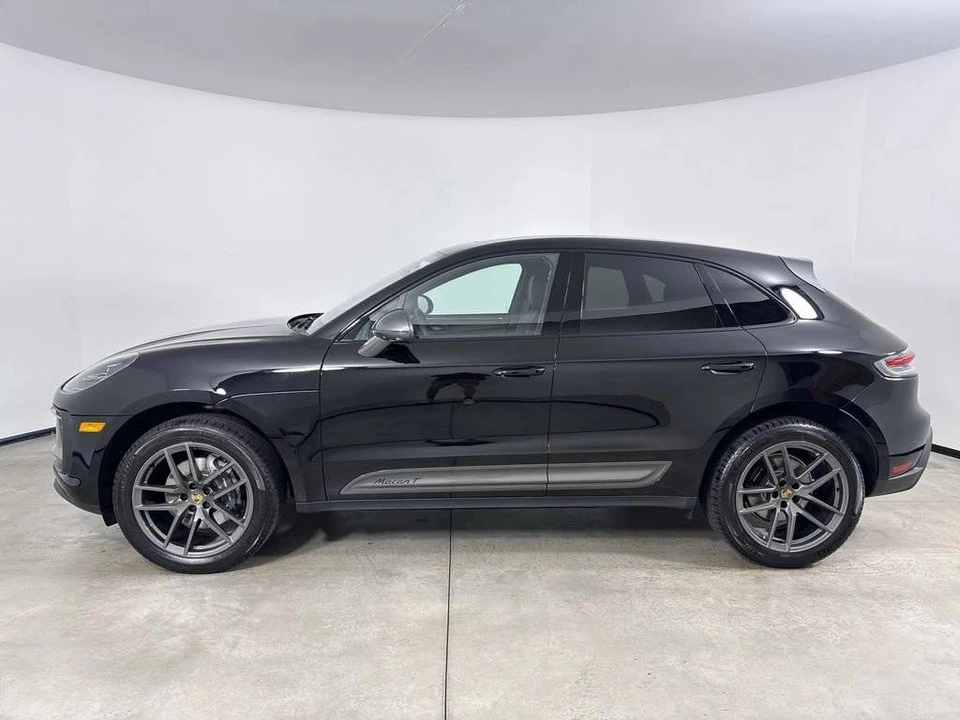 2025 Porsche Macan T - Image 2 of 4