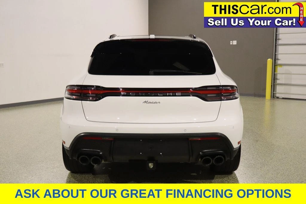2025 Porsche Macan T - Image 8 of 31