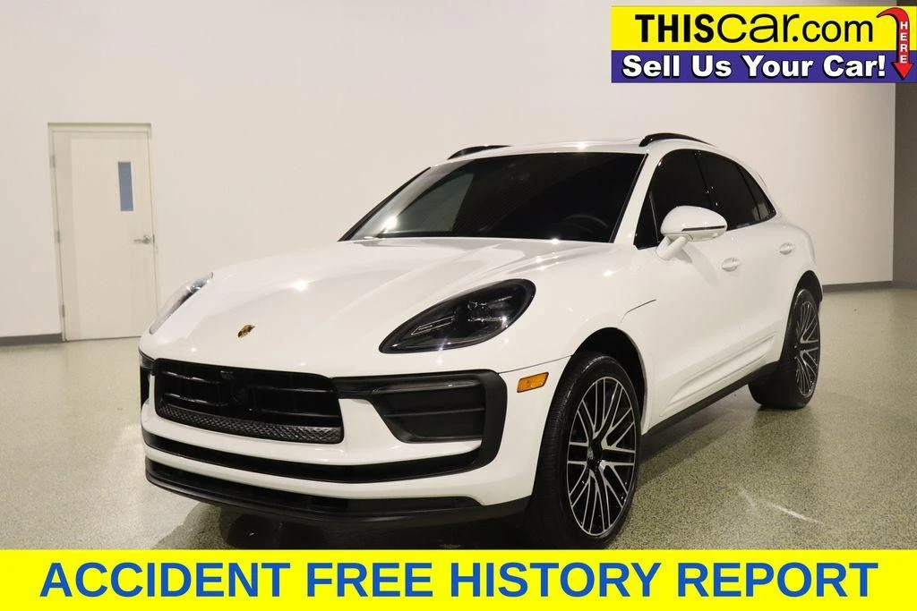 2025 Porsche Macan T - Image 3 of 31