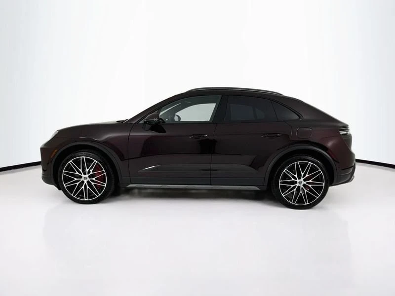 2025 Porsche Macan Electric - Image 2 of 20