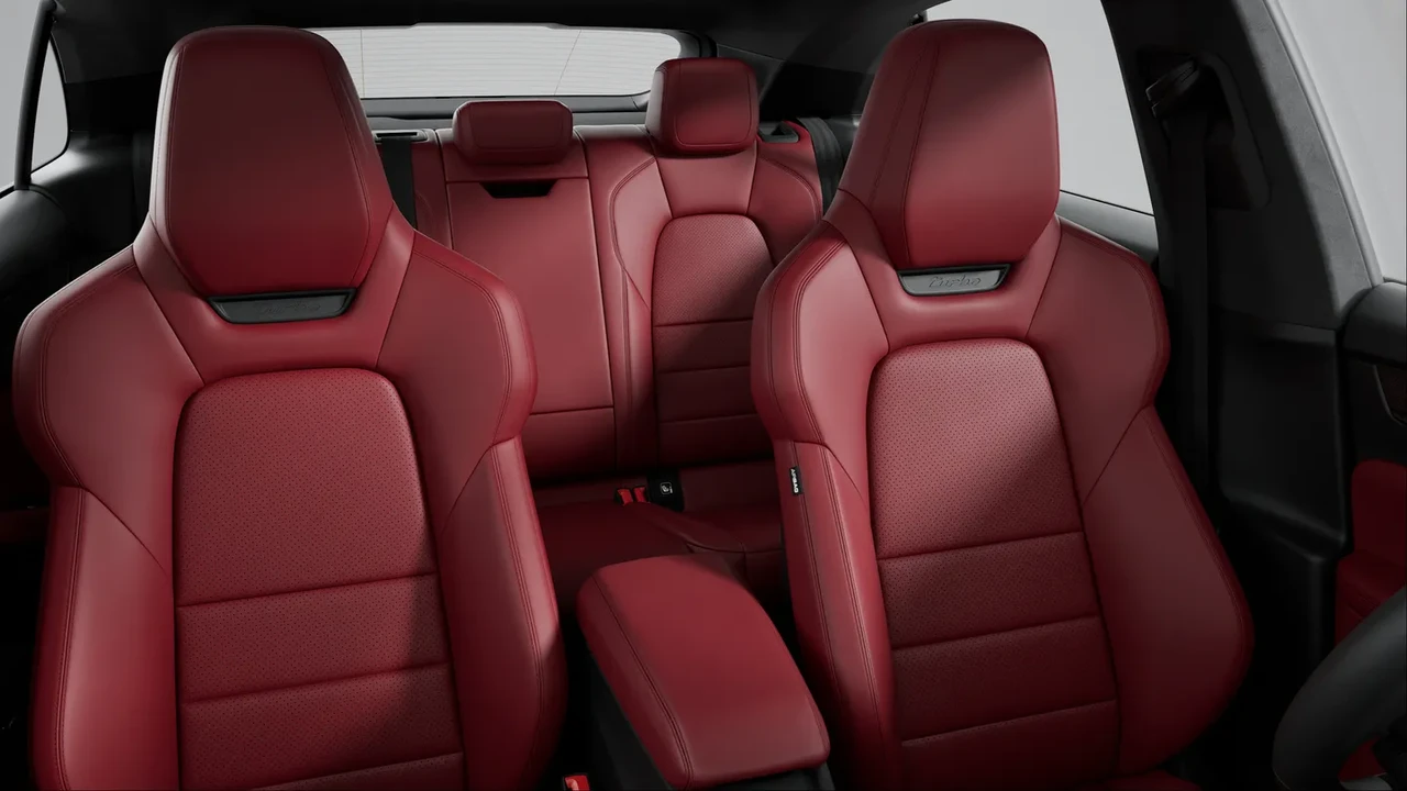 2025 Porsche Macan Electric - Image 9 of 11