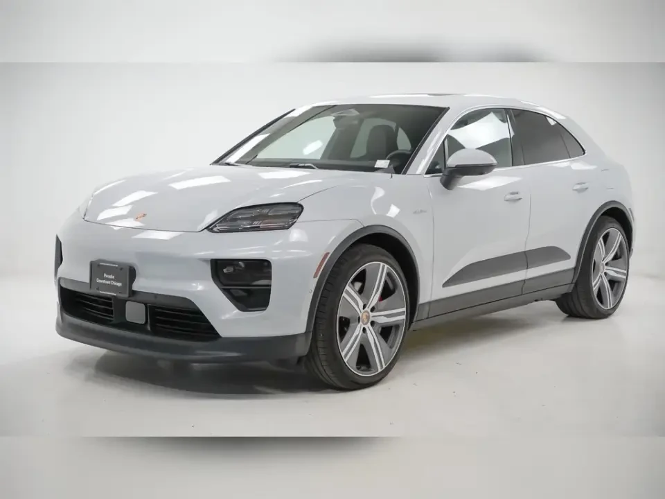 2025 Porsche Macan Electric - Image 11 of 14