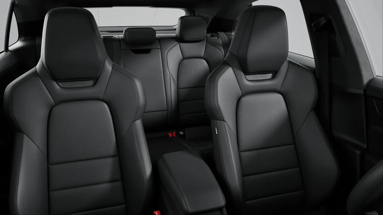 2025 Porsche Macan Electric - Image 7 of 14