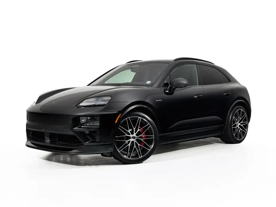 2025 Porsche Macan Electric - Image 14 of 15