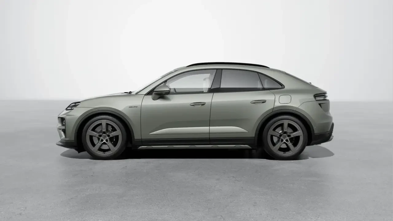 2025 Porsche Macan Electric - Image 2 of 7