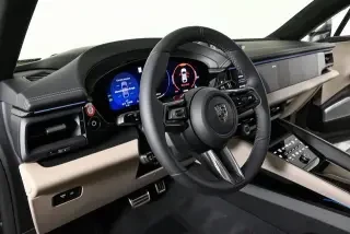 2025 Porsche Macan Electric - Image 4 of 4