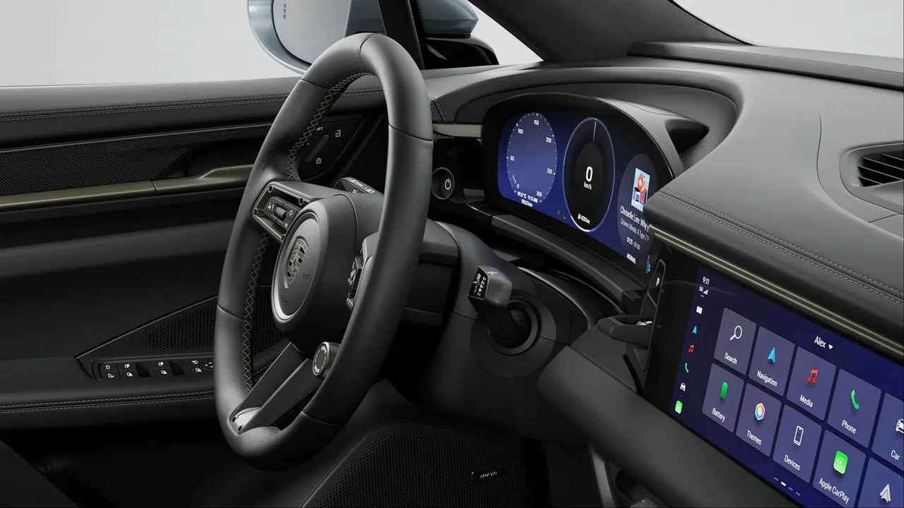 2025 Porsche Macan Electric - Image 9 of 17