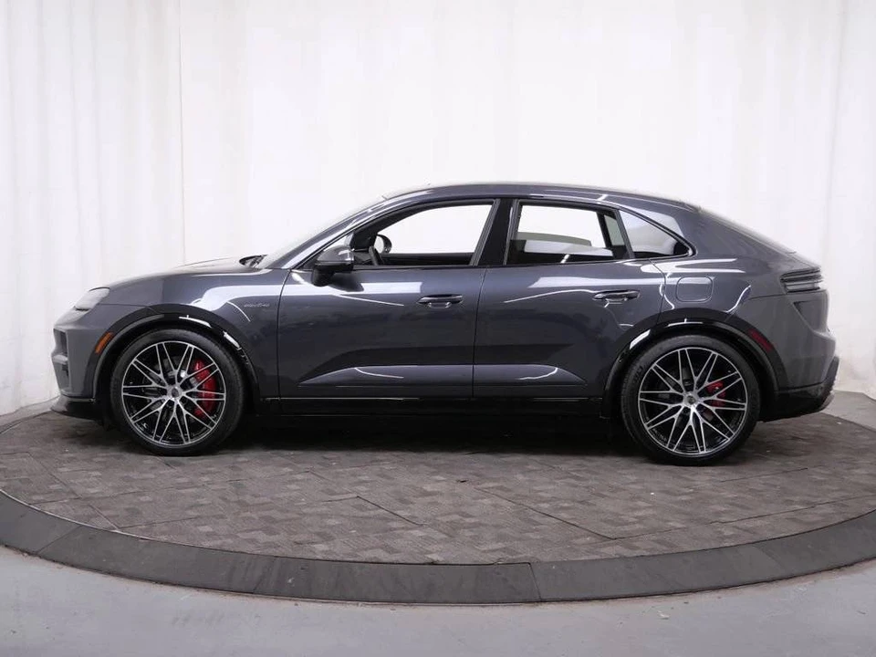 2025 Porsche Macan Electric - Image 2 of 4