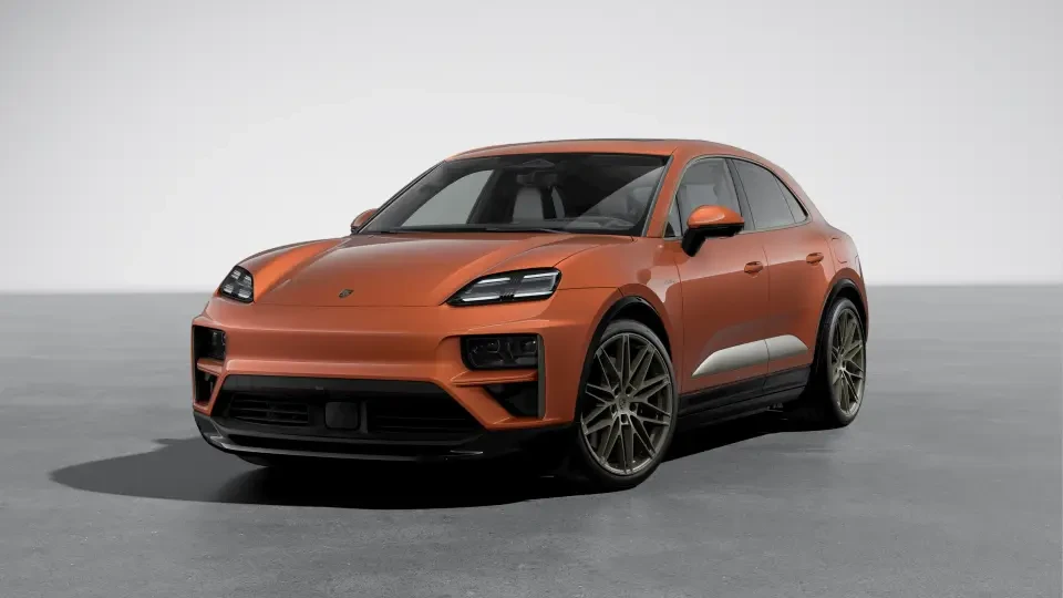 2025 Porsche Macan Electric - Image 7 of 31