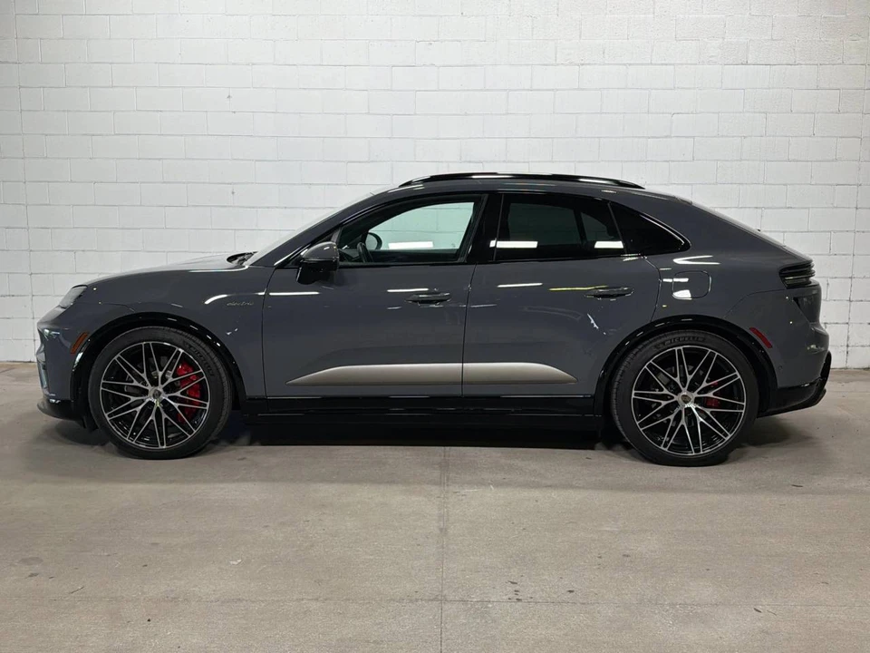 2025 Porsche Macan Electric - Image 2 of 4