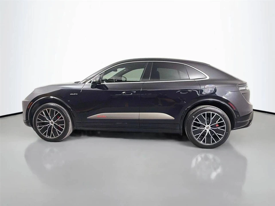 2025 Porsche Macan Electric - Image 2 of 5