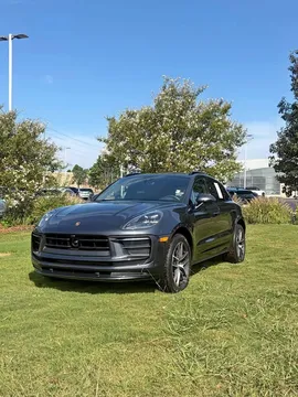 2025 Porsche Macan Turbo