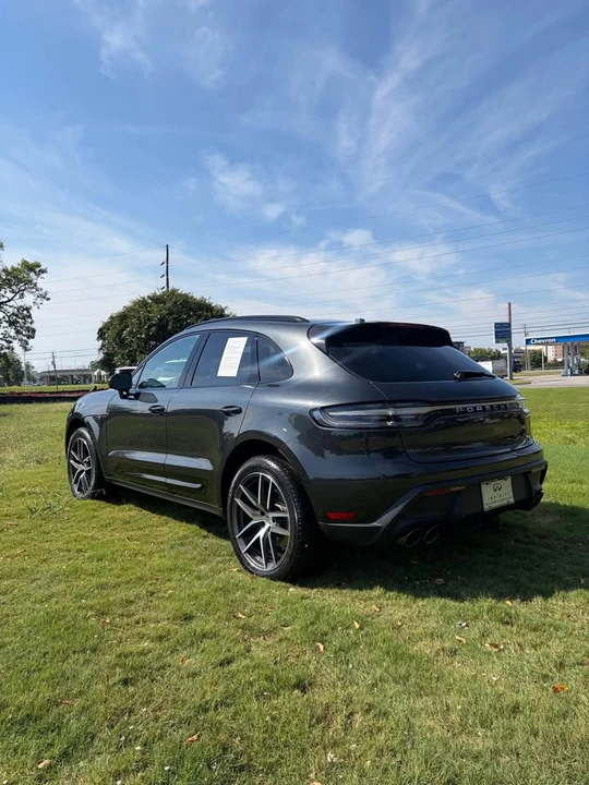 2025 Porsche Macan Turbo - Image 7 of 16