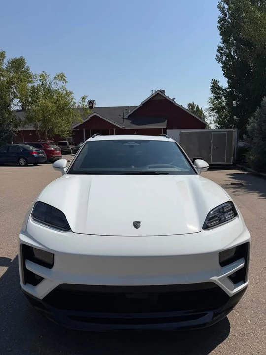 2025 Porsche Macan Electric - Image 2 of 16