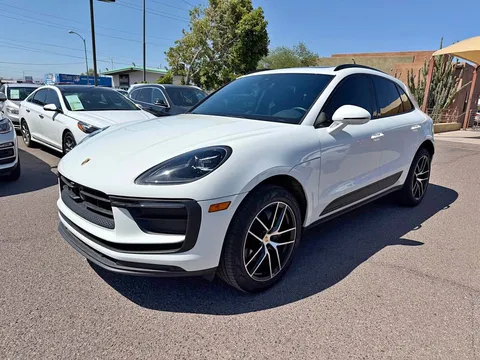 2025 Porsche Macan Turbo Sport Utility 4D