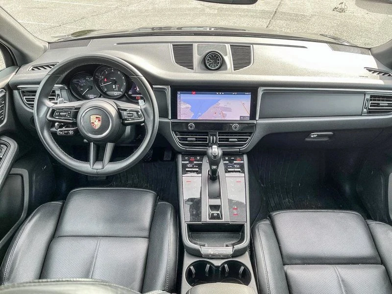 2025 Porsche Macan Electric - Image 19 of 19