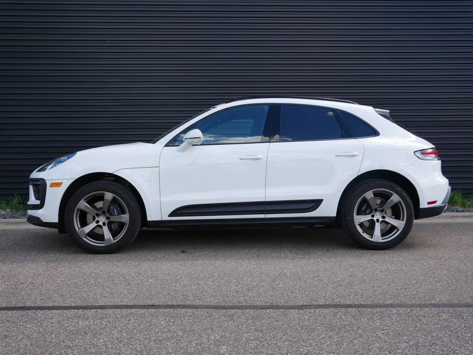 2025 Porsche Macan Electric - Image 2 of 5