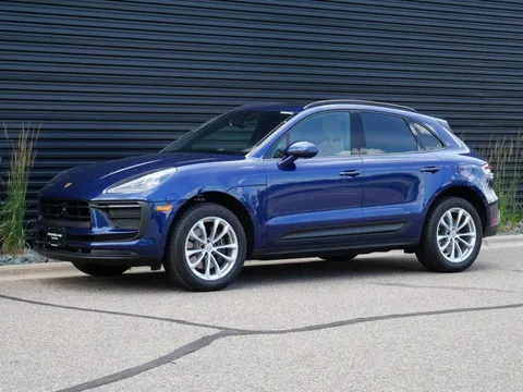 2025 Porsche Macan