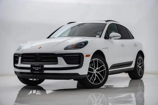 2025 Porsche Macan