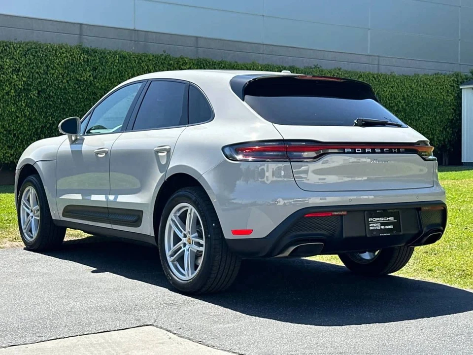 2025 Porsche Macan Electric - Image 3 of 4