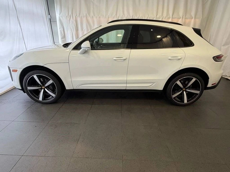 2025 Porsche Macan Electric - Image 2 of 5