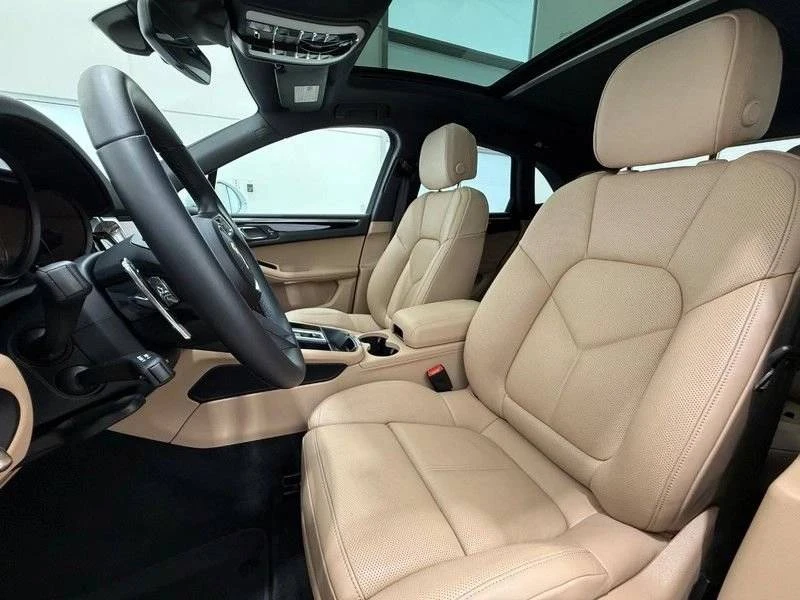 2025 Porsche Macan Electric - Image 5 of 5