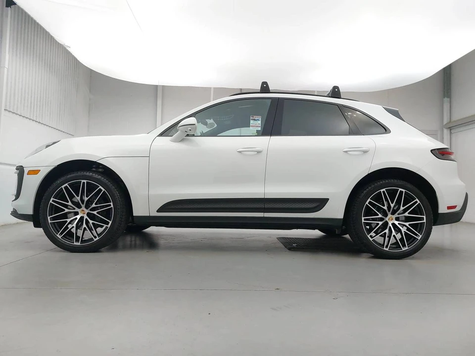 2025 Porsche Macan Electric - Image 2 of 5