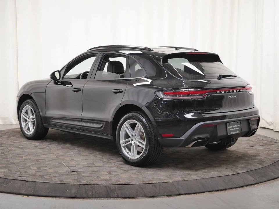 2025 Porsche Macan Electric - Image 3 of 5
